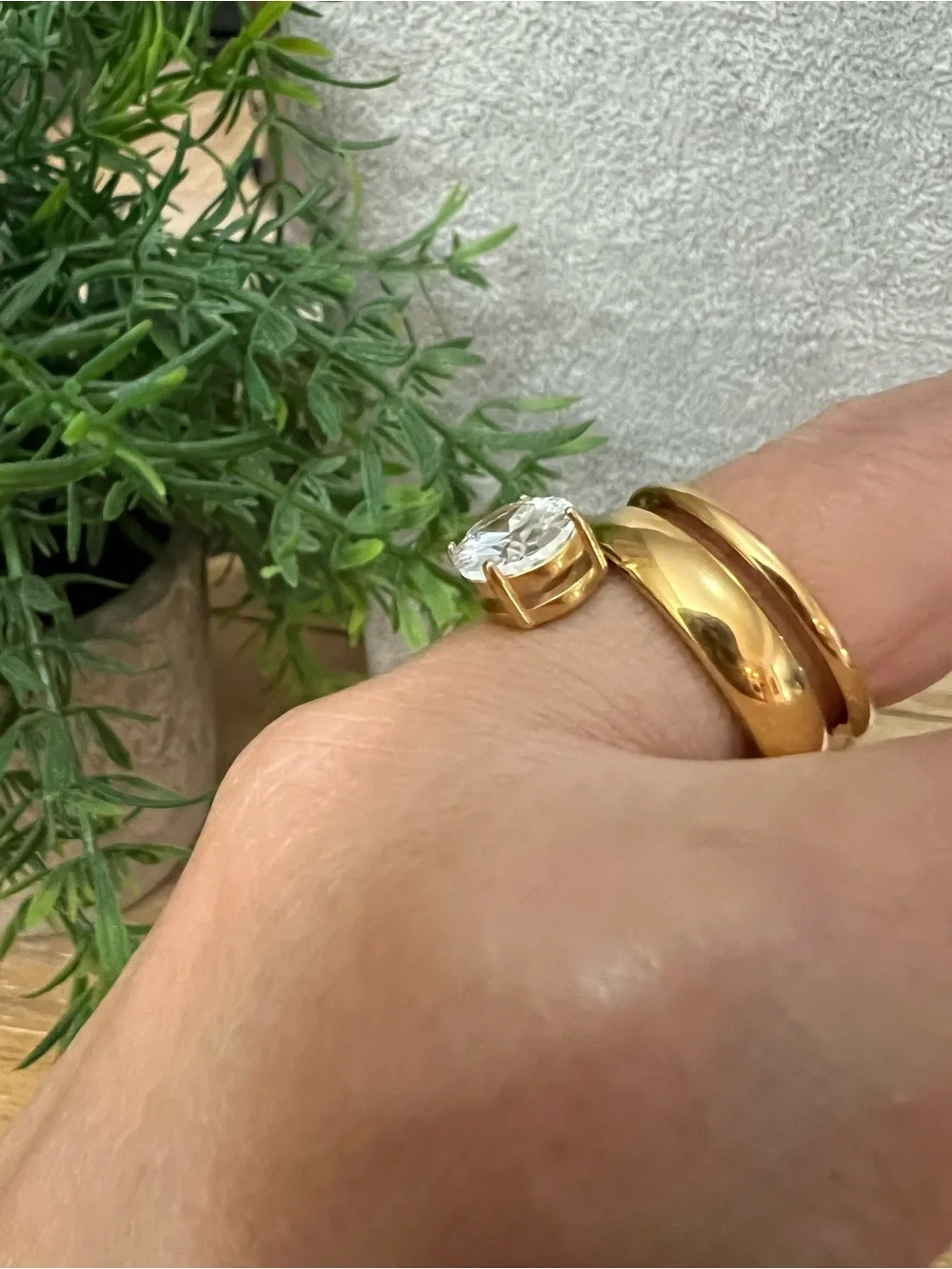 18K Gold-Plated Ring with Clear Cubic Stone - Size 7
